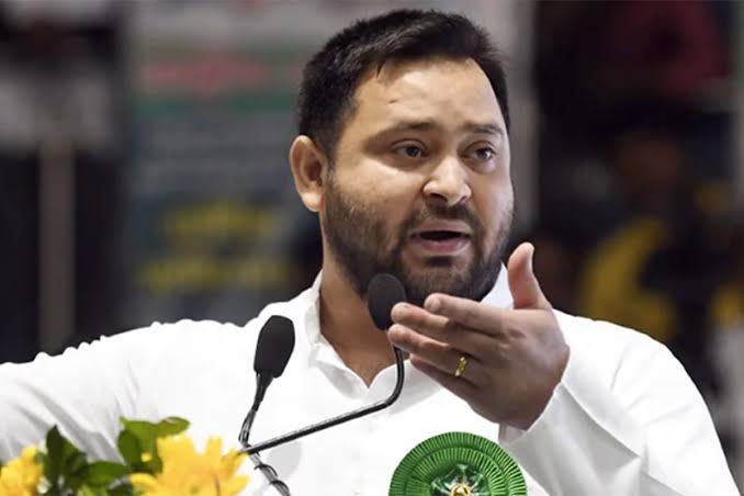 बिहार में सरकार बनने के बाद महागठबंधन वक्फ कानून को कूड़ेदान में फेंक देगा: तेजस्वी यादव